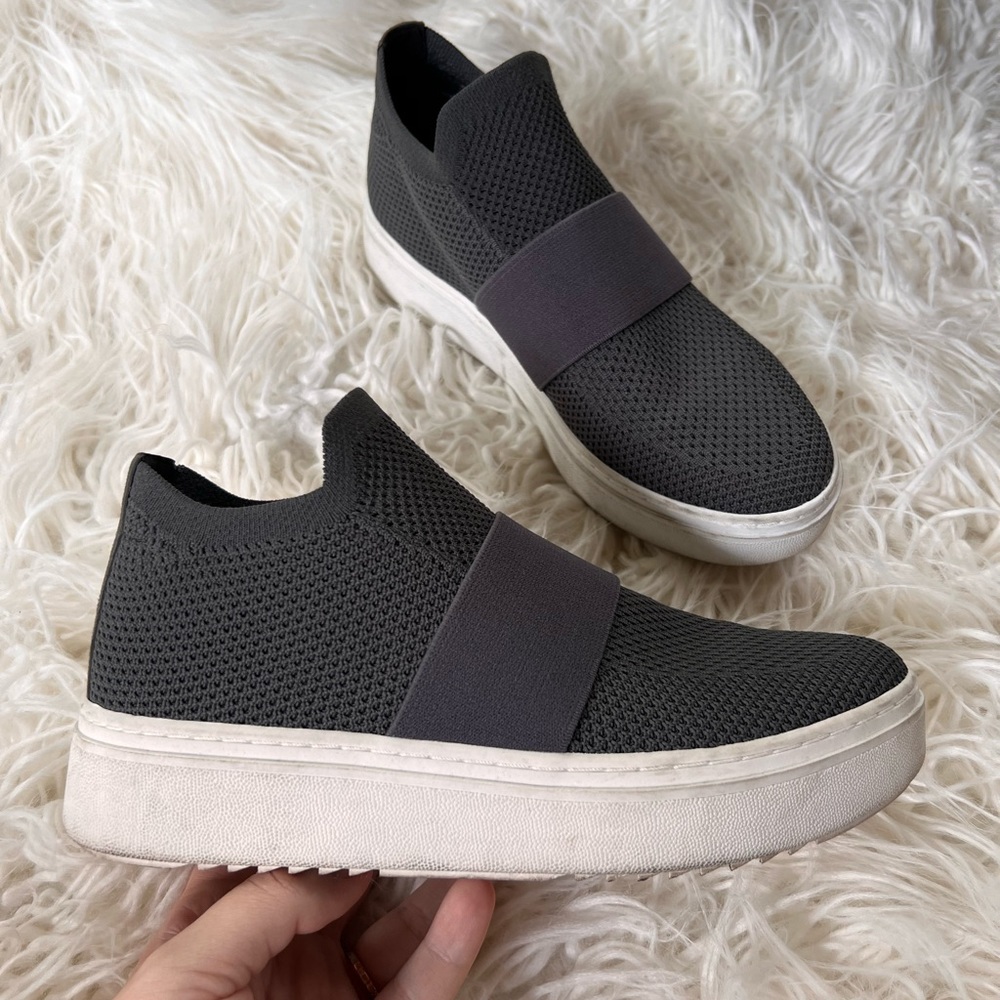 Eileen Fisher Size 7 Charcoal Mesh Pari Platform Sneakers Chelsea Ankle Boot